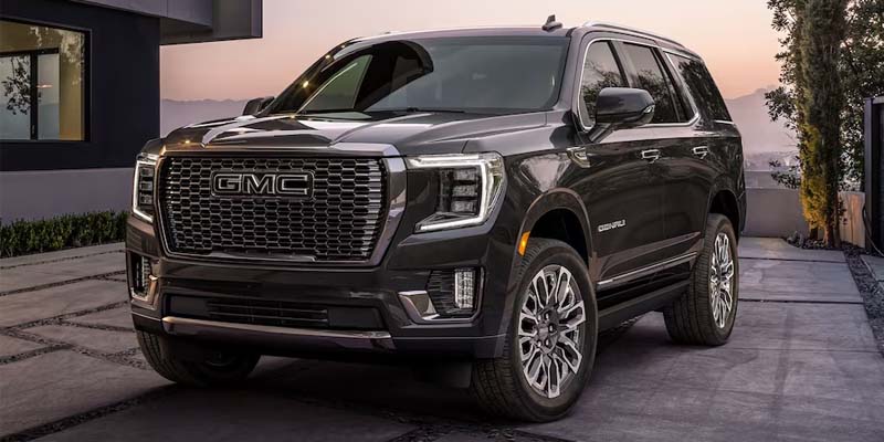 Side view of the 2023 GMC Yukon