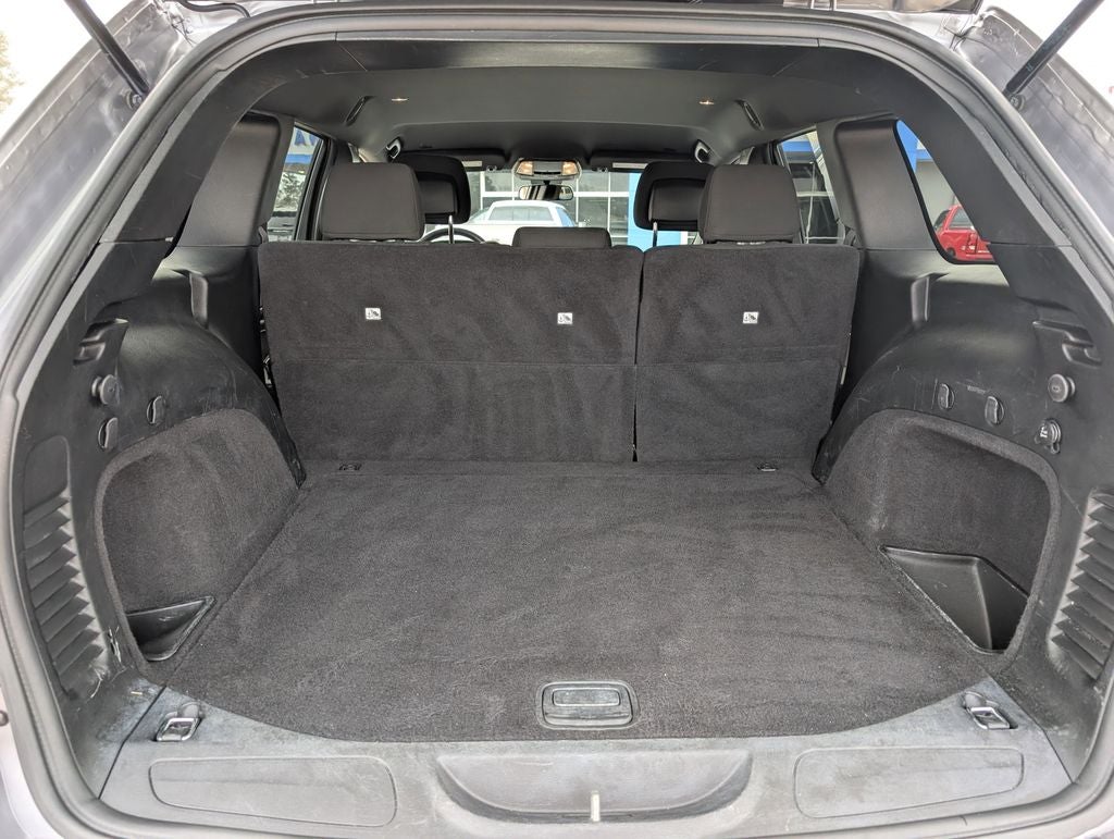 2020 Jeep Grand Cherokee Laredo E