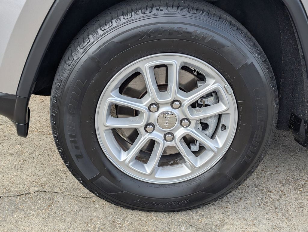 2020 Jeep Grand Cherokee Laredo E