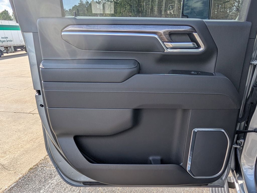 2025 Chevrolet Silverado 3500HD LTZ