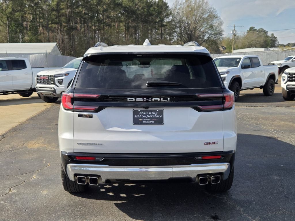 2024 GMC Acadia Denali