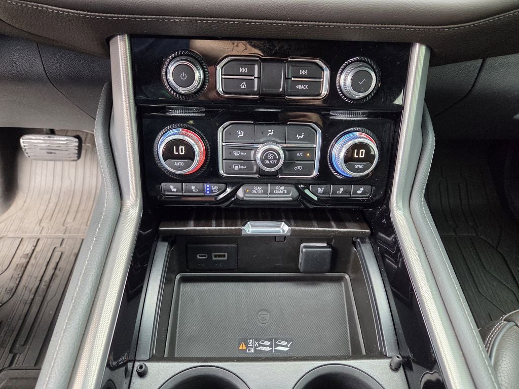 2022 GMC Yukon XL Denali