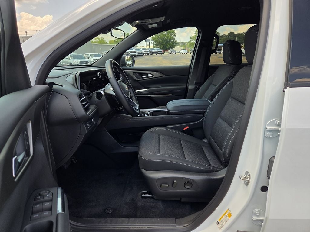 2025 Chevrolet Traverse LT 1LT