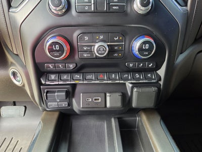 2023 GMC Sierra 2500HD Denali