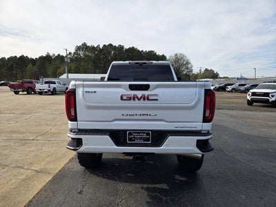 2023 GMC Sierra 2500HD Denali