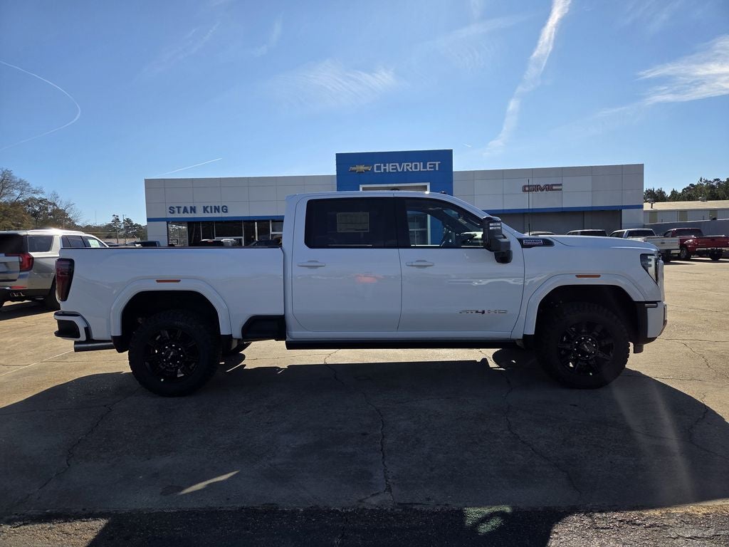 2026 GMC Sierra 2500HD AT4