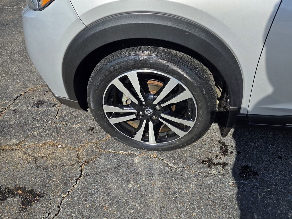 2019 Nissan Kicks SR