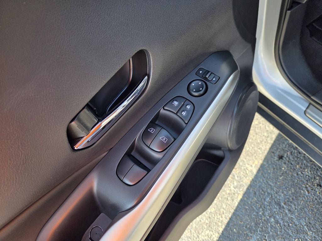 2019 Nissan Kicks SR