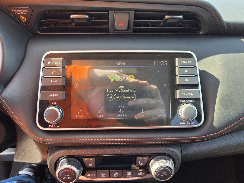 2019 Nissan Kicks SR