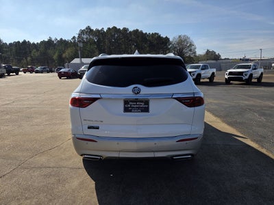2024 Buick Enclave Essence
