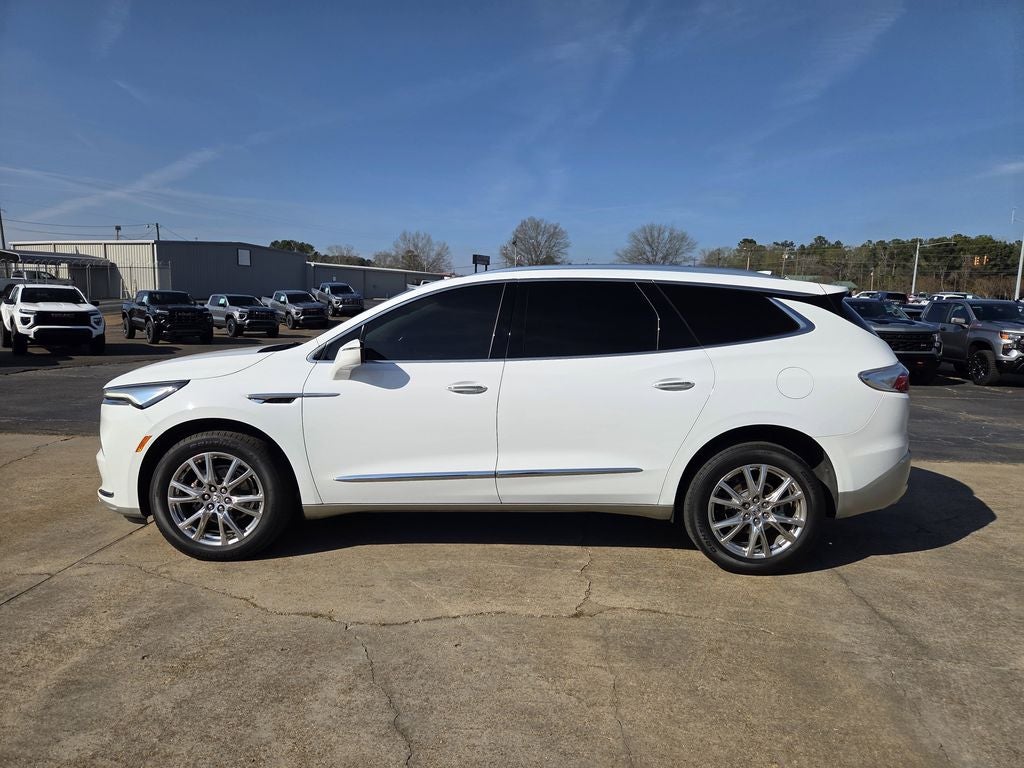 2024 Buick Enclave Essence