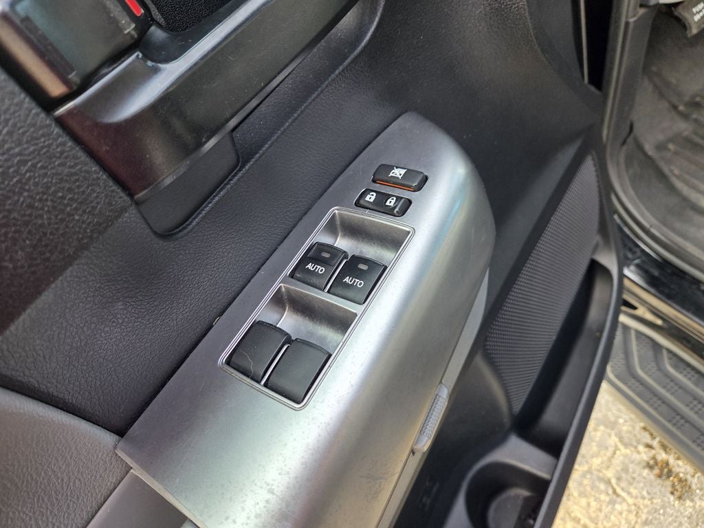 2019 Toyota Sequoia SR5 5.7L